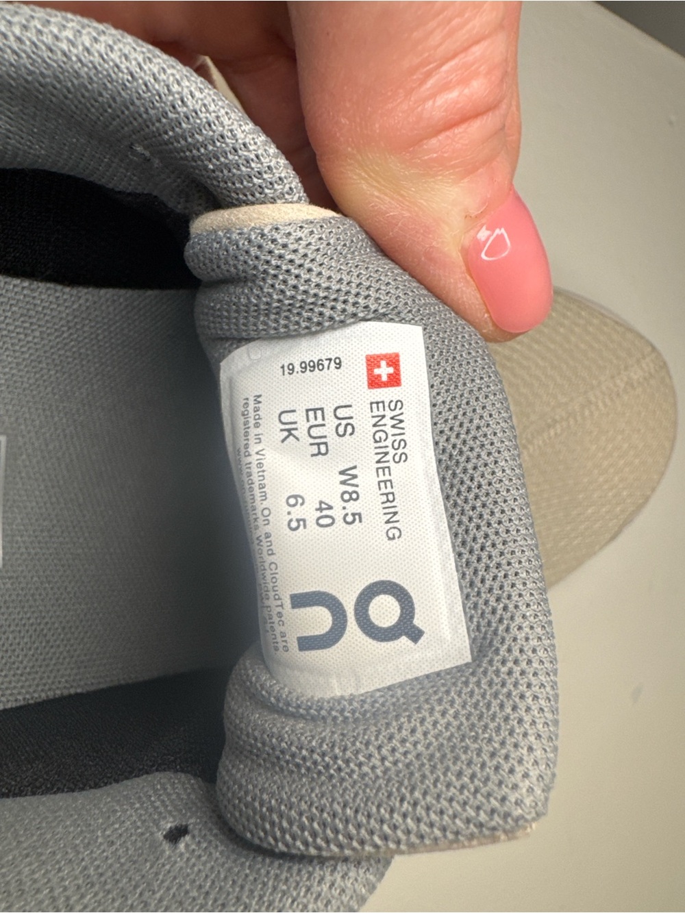 On Running Cloud Waterproof Sneaker — Beige White - Picture 6 of 7